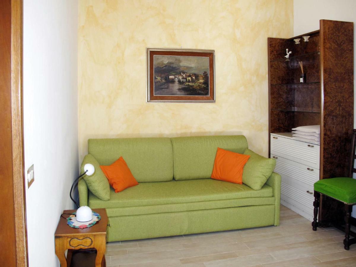 Villa Mafalda 131S Oneglia 外观 照片